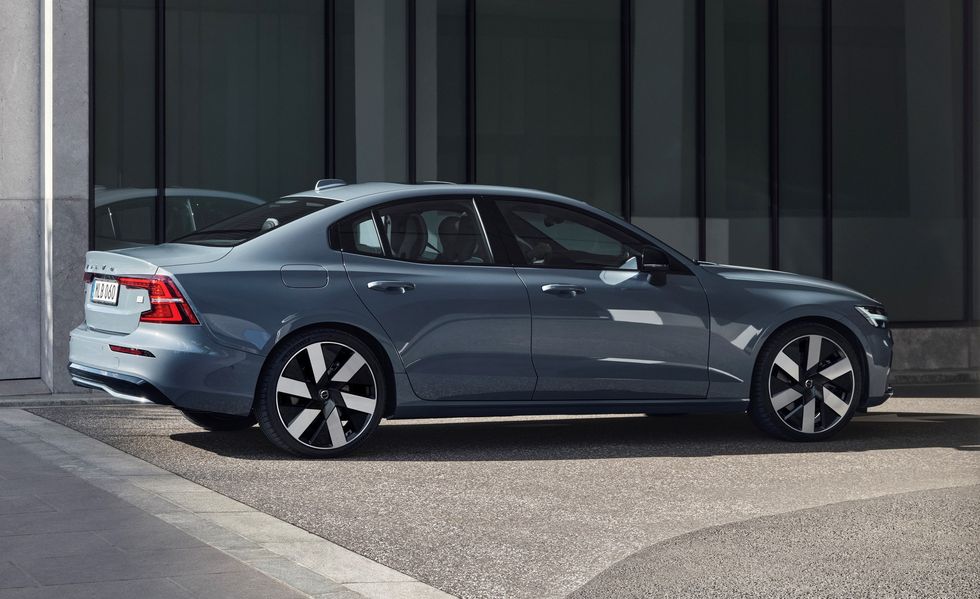 Volvo S60  2024 - voorkant