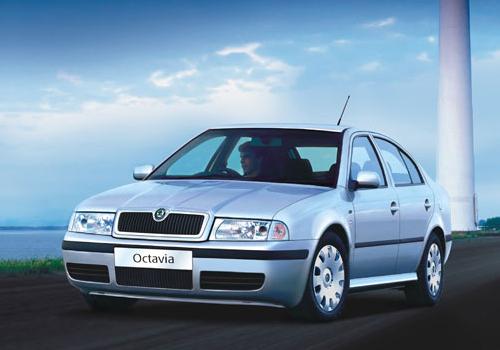 Skoda Octavia  2000 - voorkant