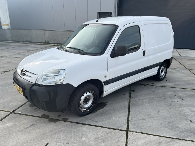 Peugeot Partner 170c 2.0hdi - 500  2004 - voorkant