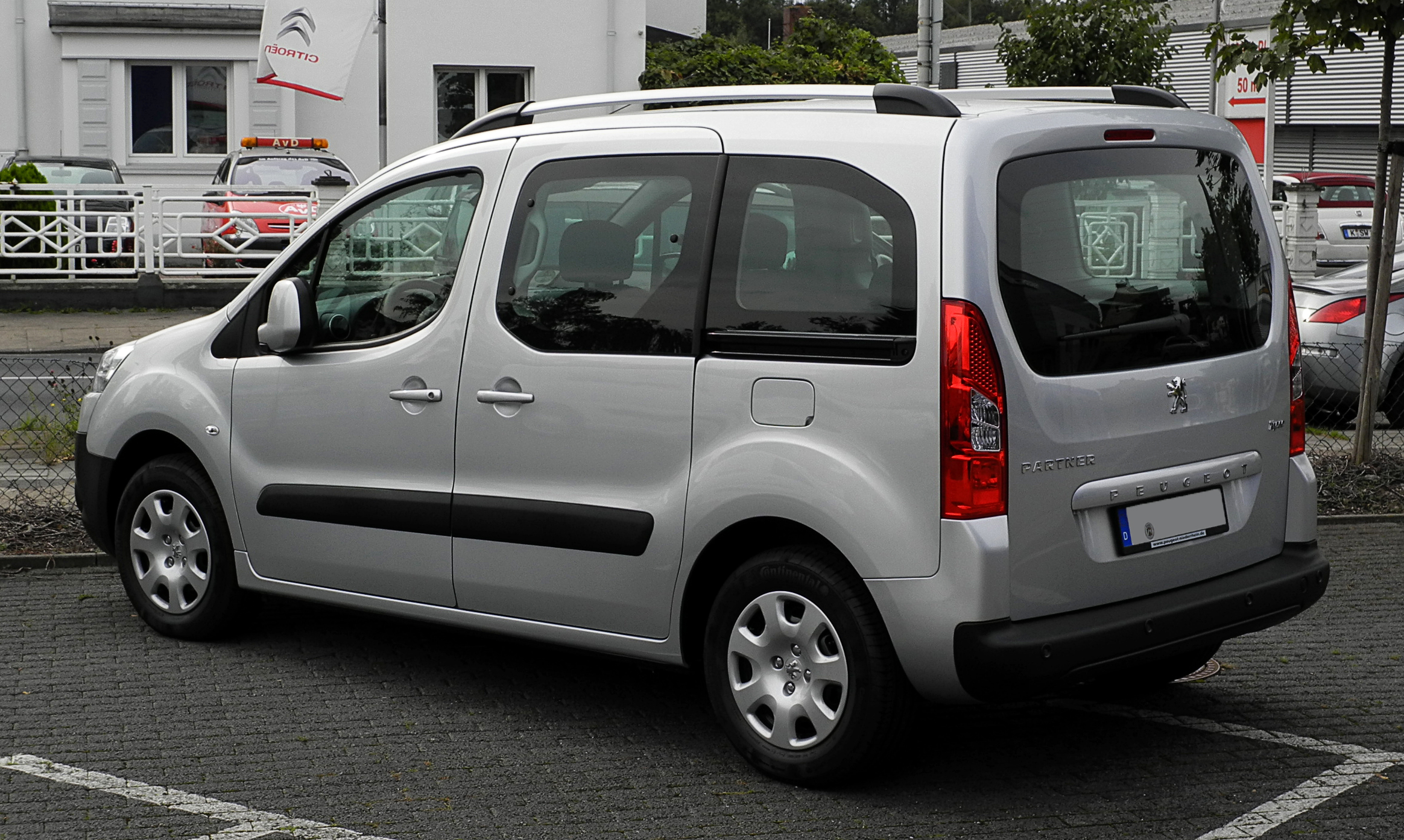 Peugeot Partner  2011 - voorkant