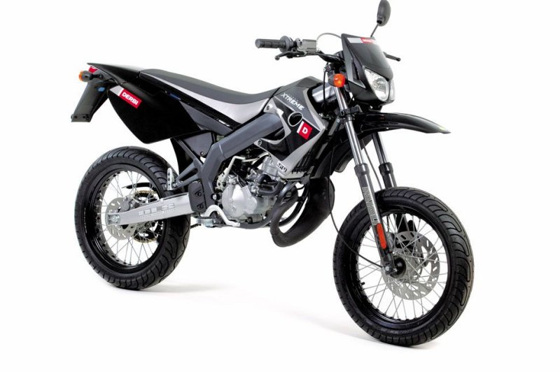 Foto van DERBI SM X-TREM