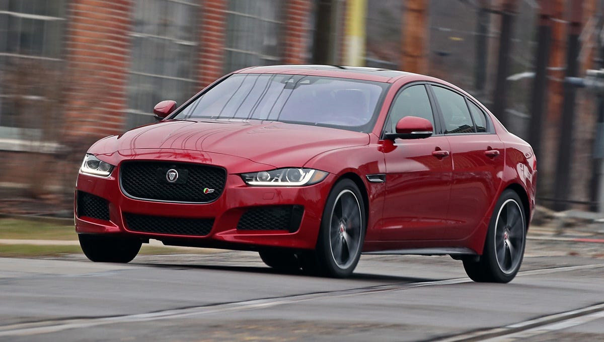 Foto van Jaguar XE