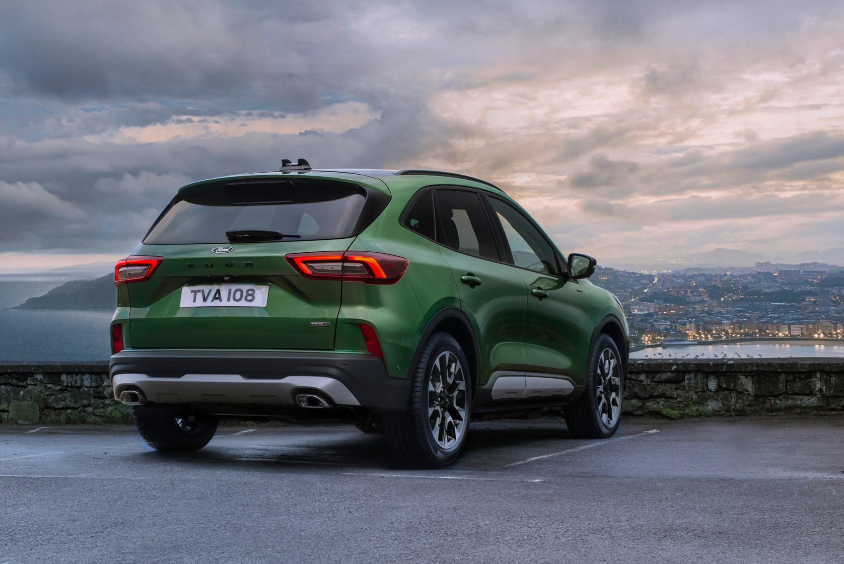 Ford Kuga  2024 - voorkant