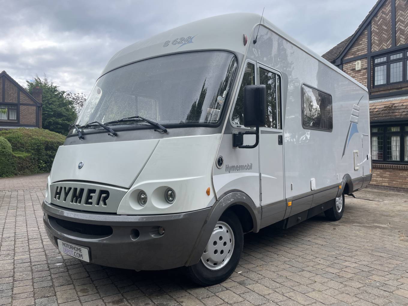 Foto van HYMER B 624