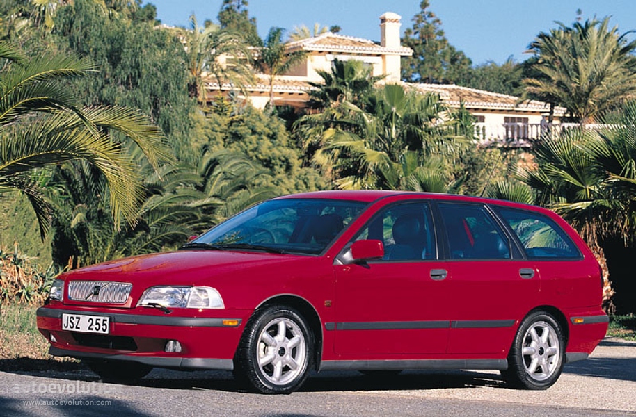 Volvo V40  1999 - voorkant