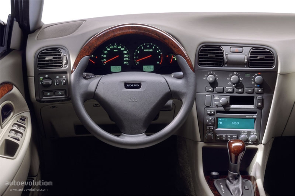Volvo V40  2000 - voorkant