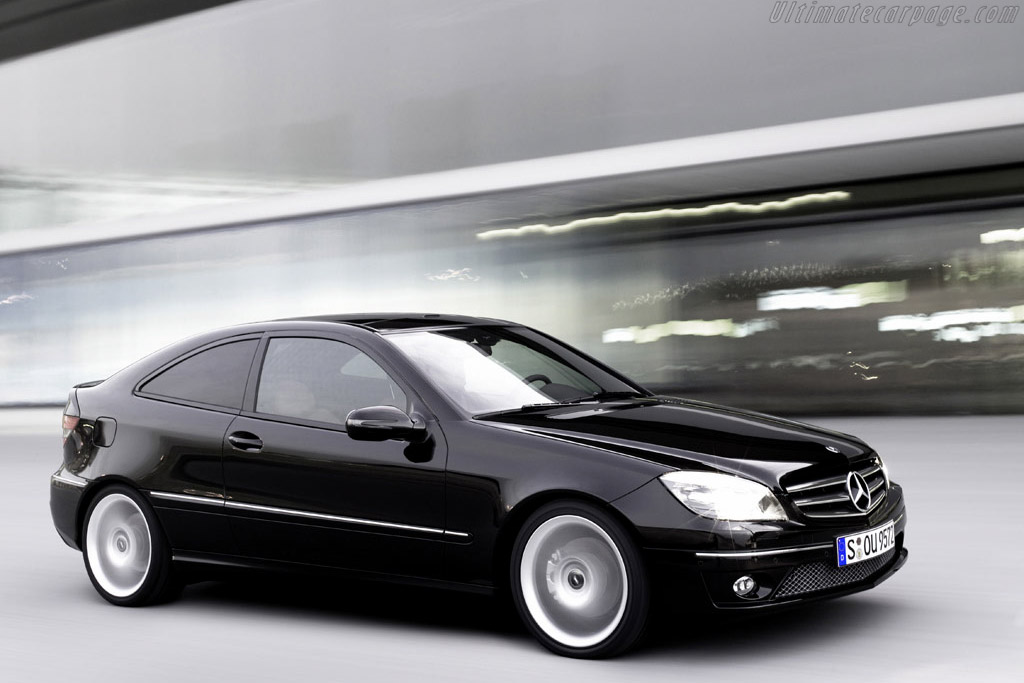 Foto van MERCEDES-BENZ CLC 200 KOMPRESSOR