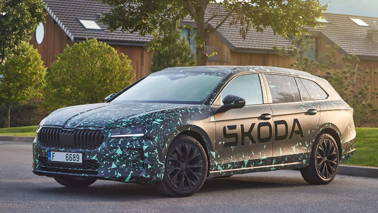 Skoda Superb  2024 - voorkant