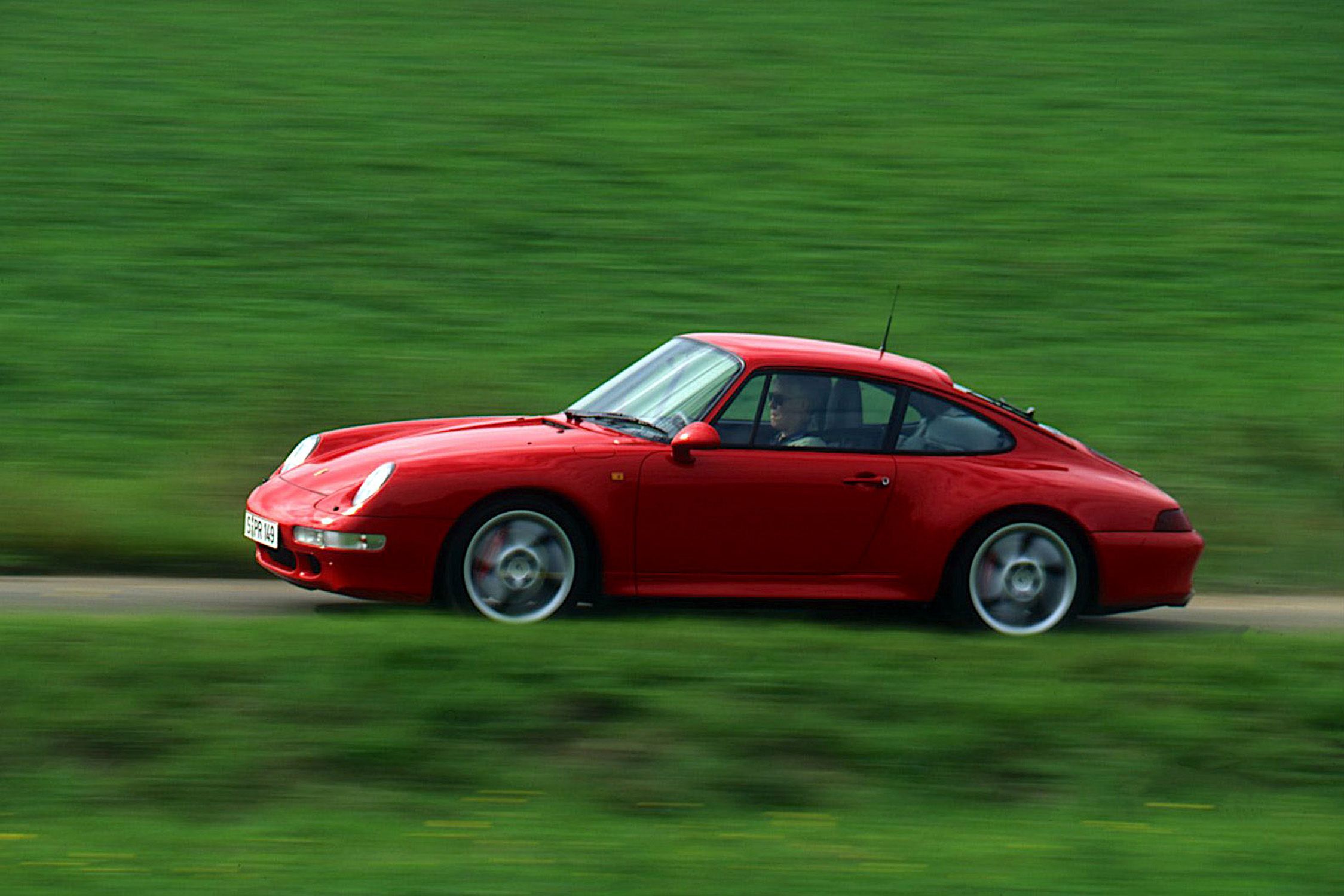 Foto van PORSCHE 911 CARRERA 4S