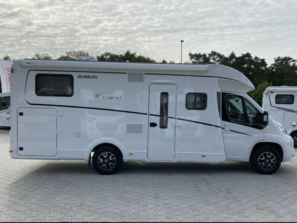 Foto van DETHLEFFS TREND I 7057 DBL/EBL