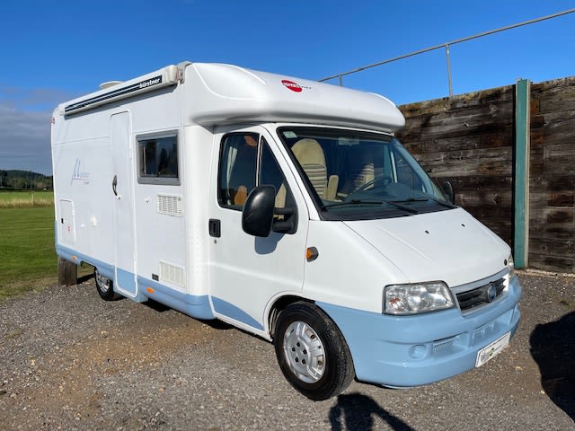 Foto van BUERSTNER T590