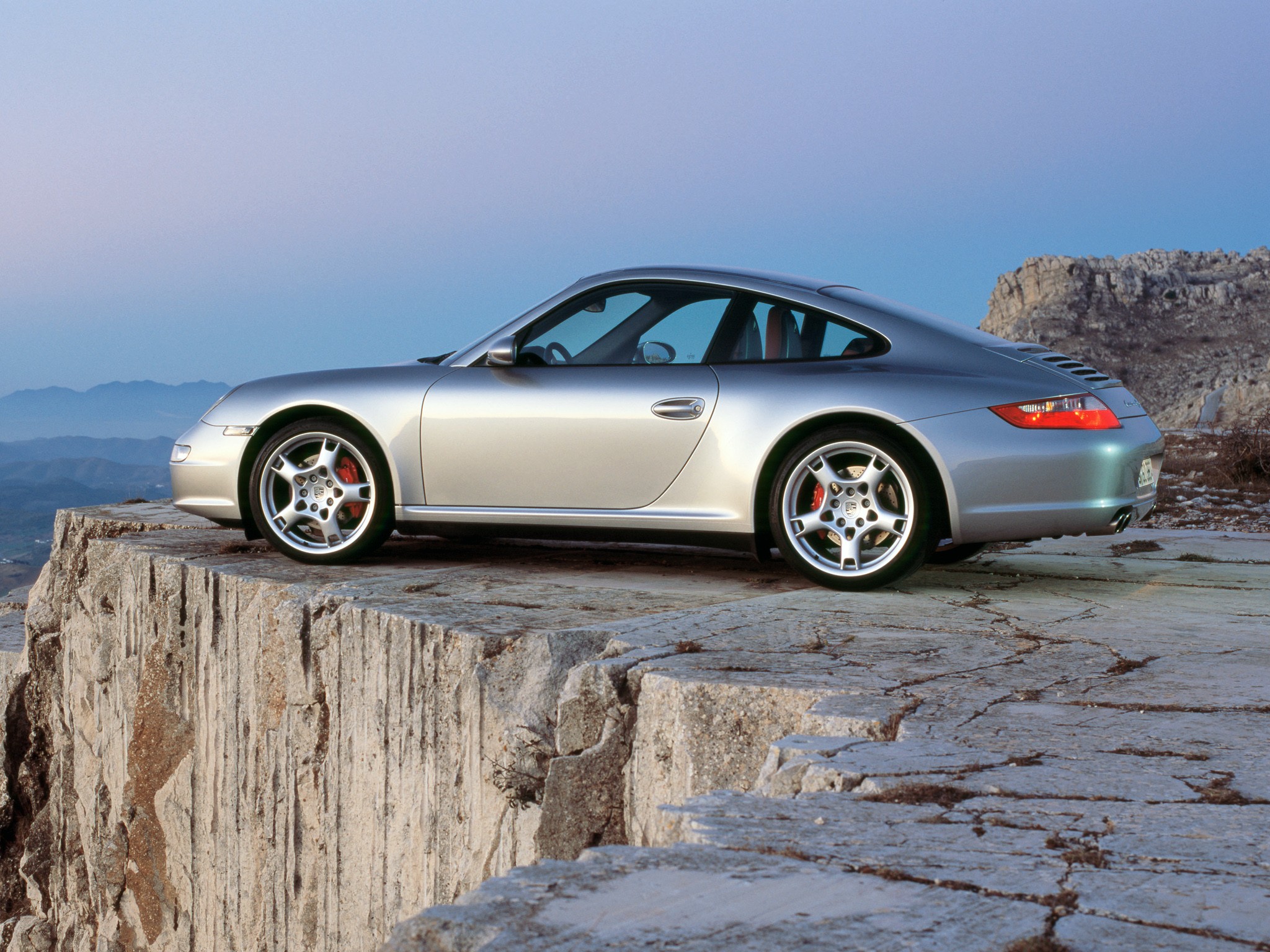 Foto van PORSCHE 911 TARGA 4S
