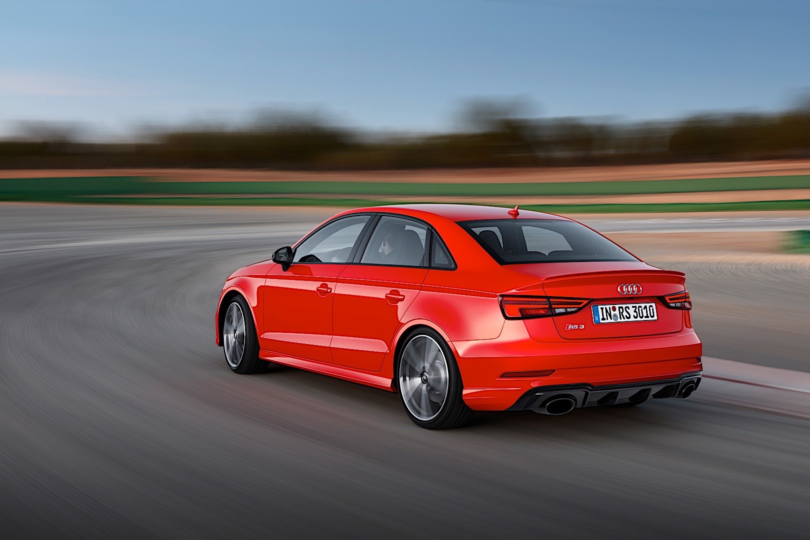 Foto van AUDI RS 3 Limousine