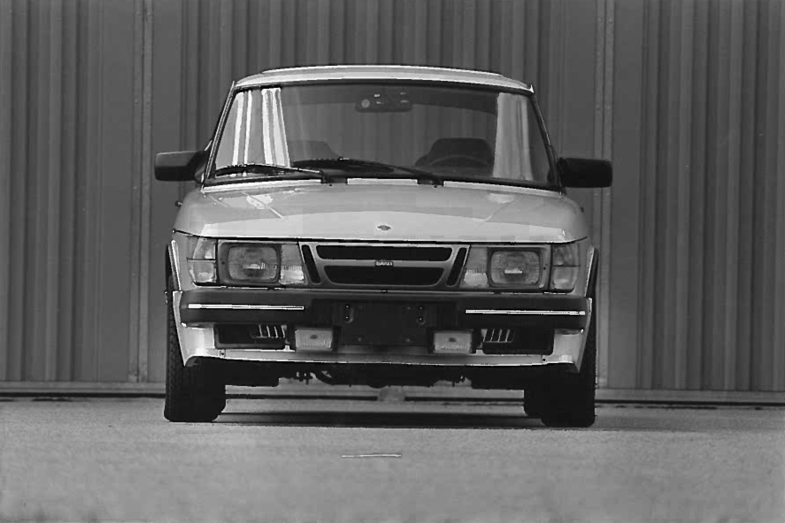 Foto van SAAB SAAB 900